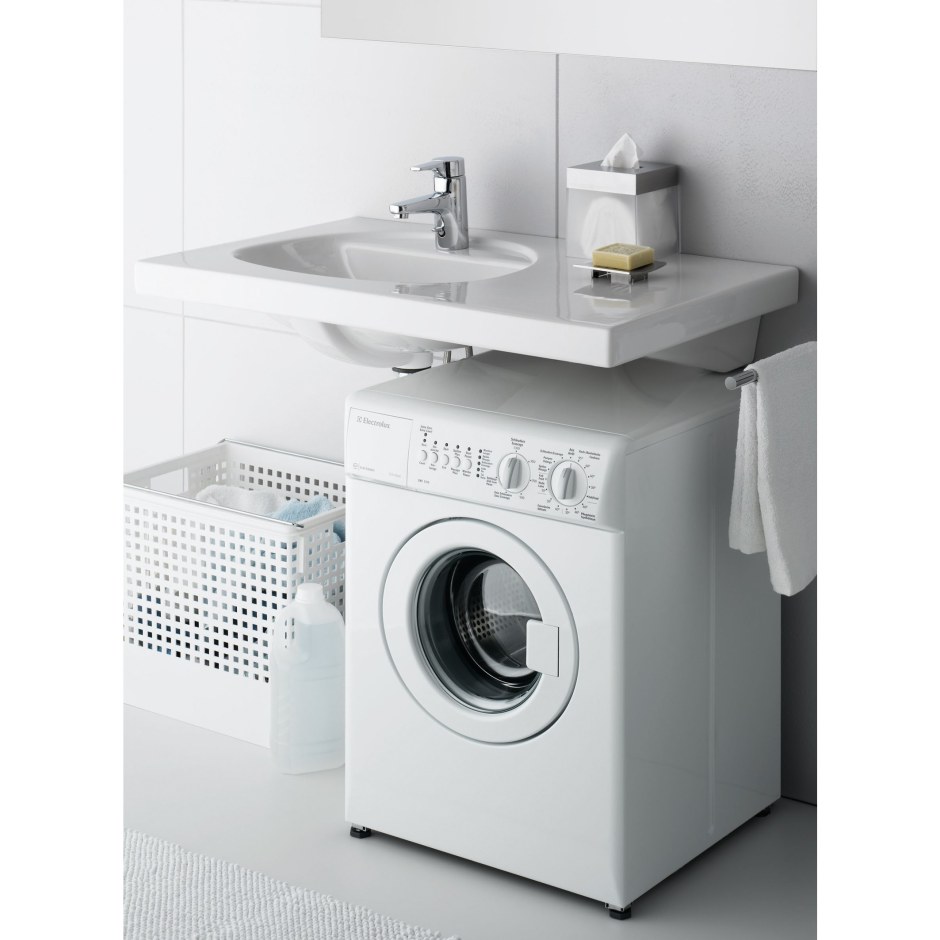 Стиральная машина Electrolux EWC 1350