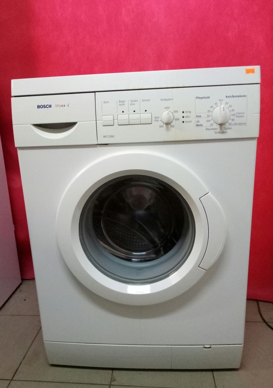 Стиральная машина Bosch Maxx 4 WFC