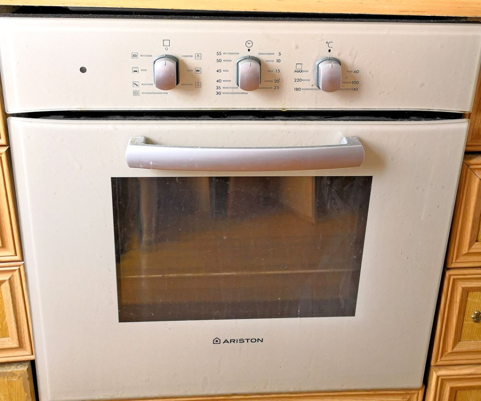 Духовой шкаф Hotpoint-Ariston fk837