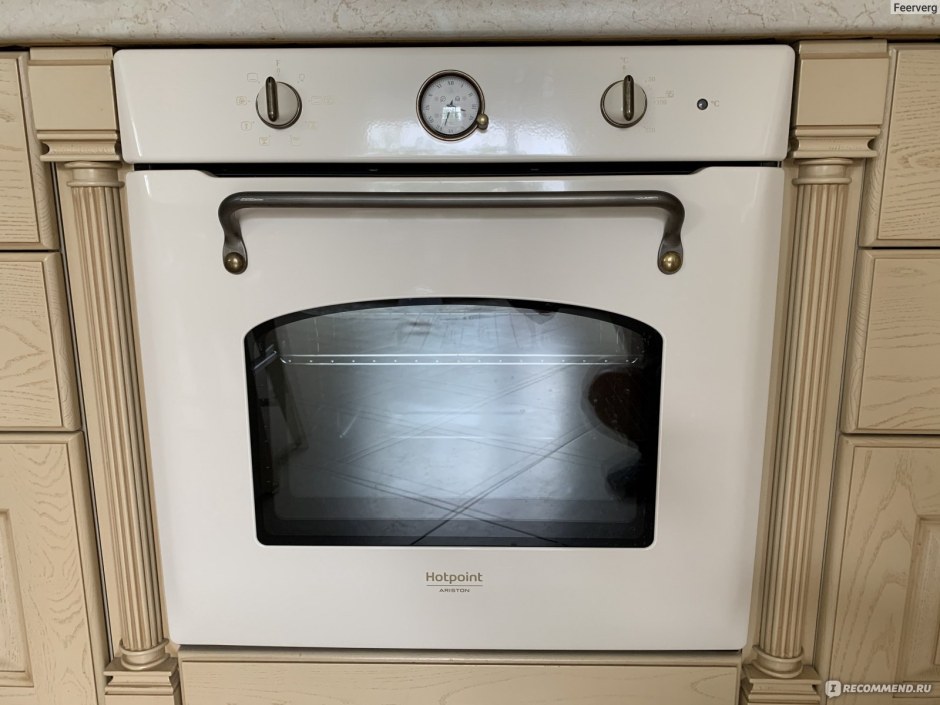 Электрический духовой шкаф Hotpoint-Ariston Fit 804