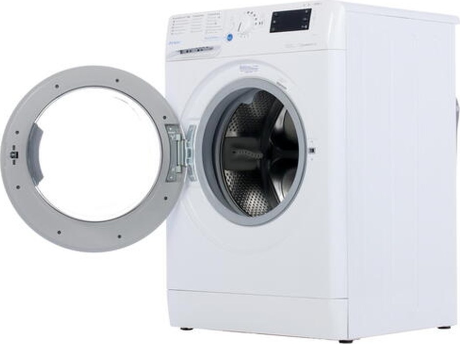 Стиральная машина Indesit BWE 81282 L B