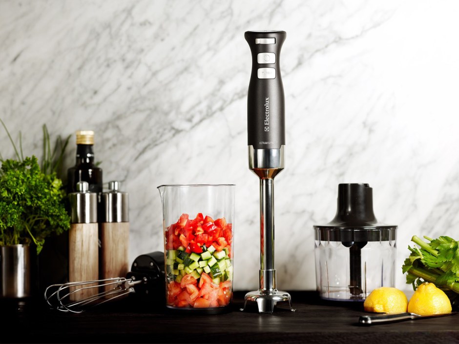 Погружной блендер Electrolux ESTM 5600