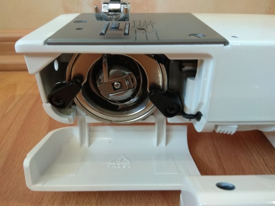 Швейная машина Janome 423s / 5522