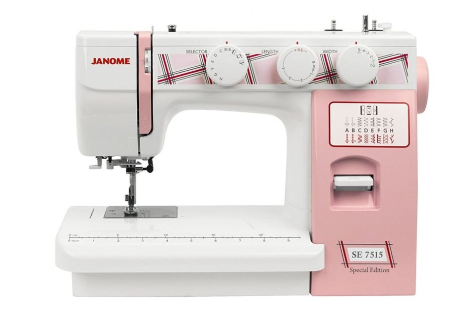 Швейная машина Janome 7424е