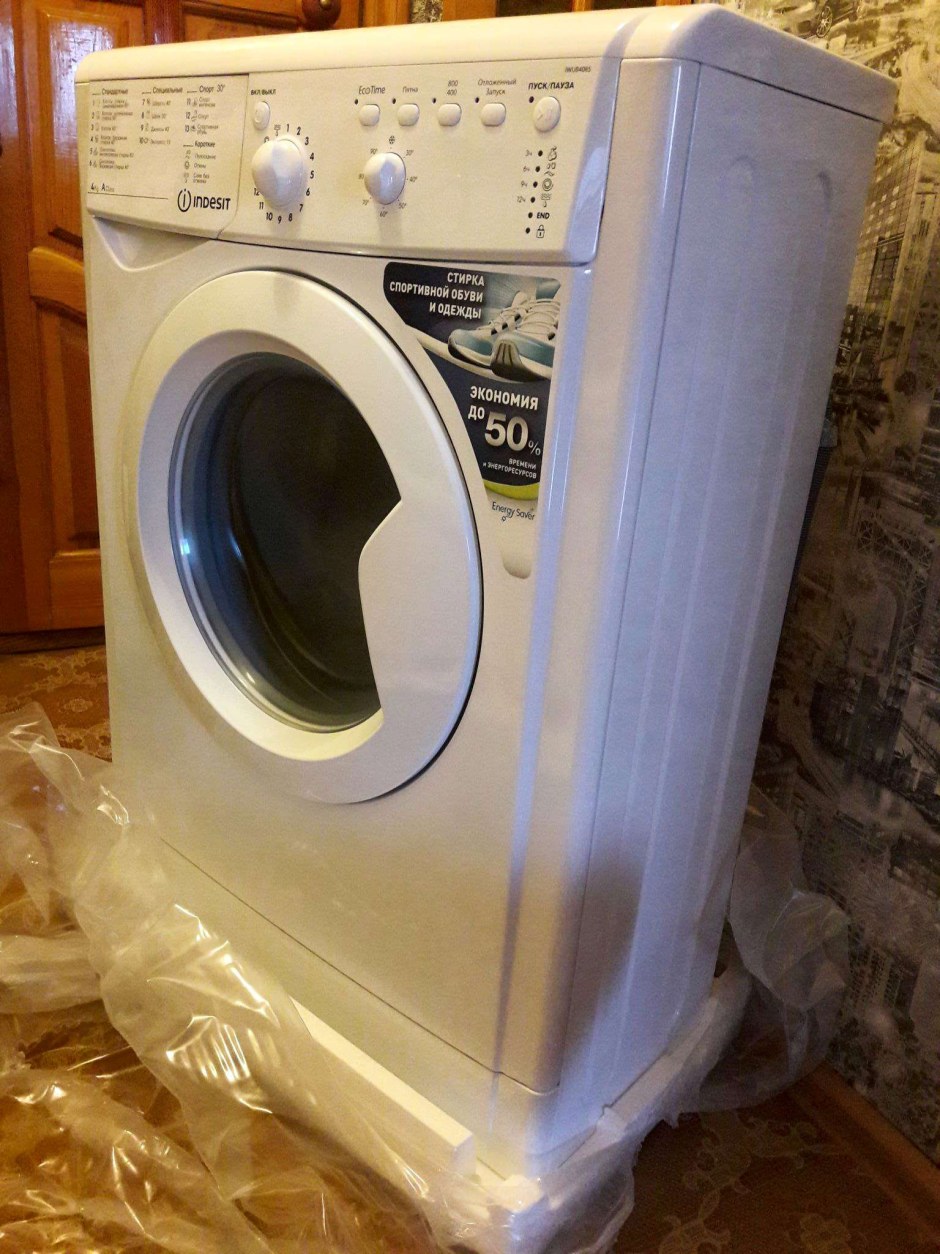 Стиральная машина Indesit 4085