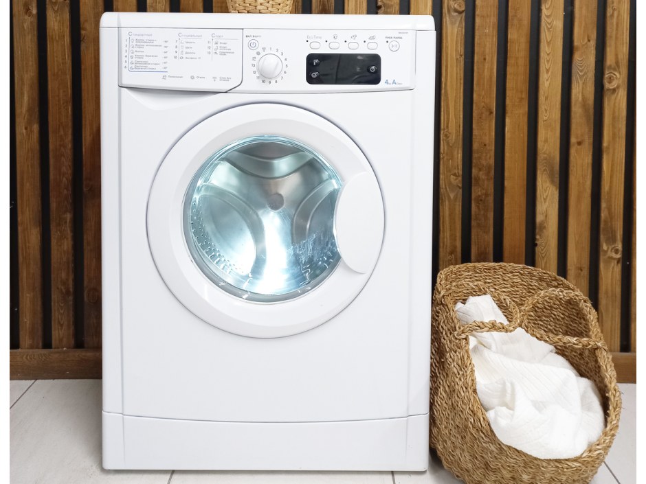 Indesit IWUB 4105 CIS