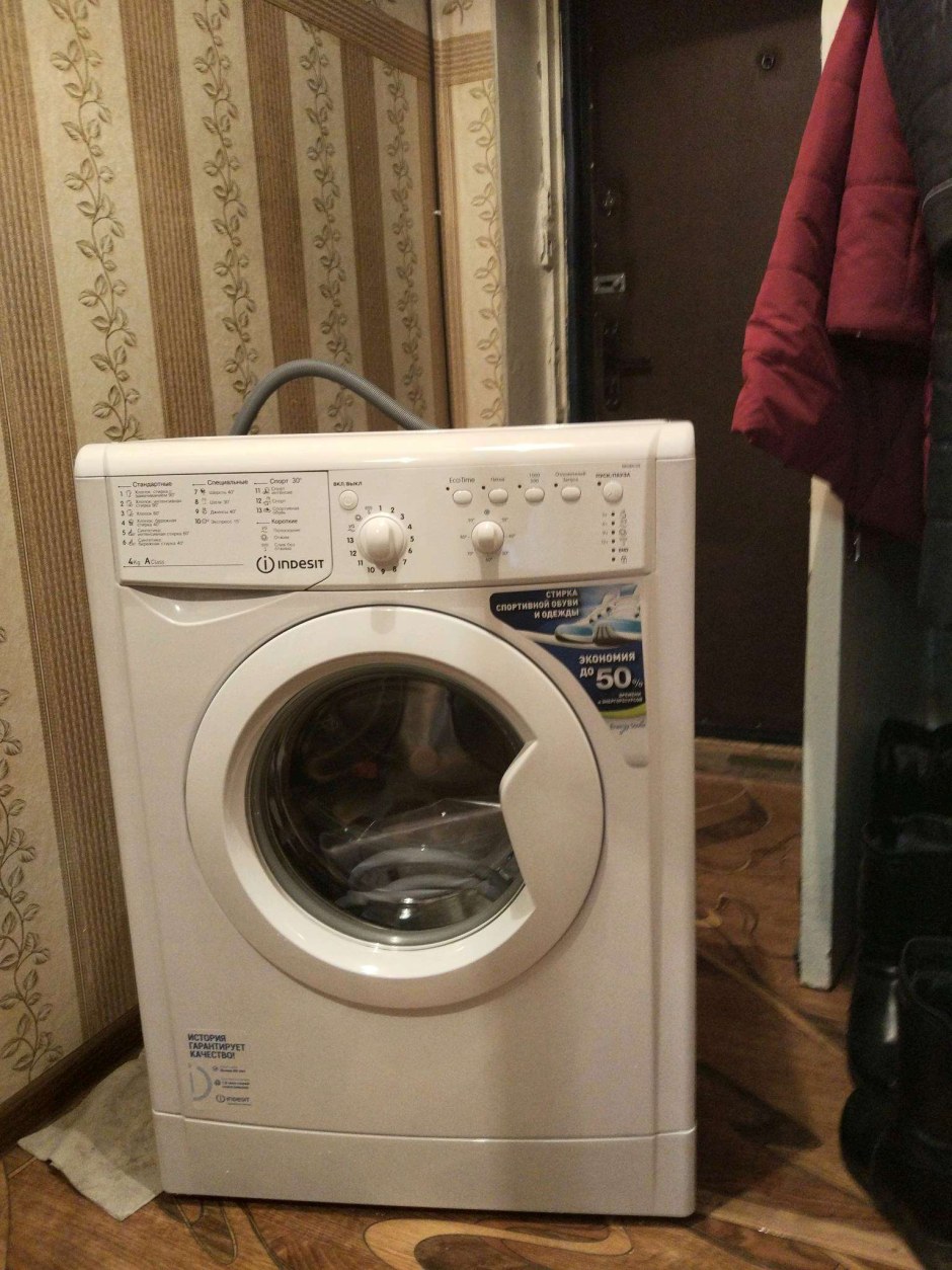 Стиральная машина Indesit 4105