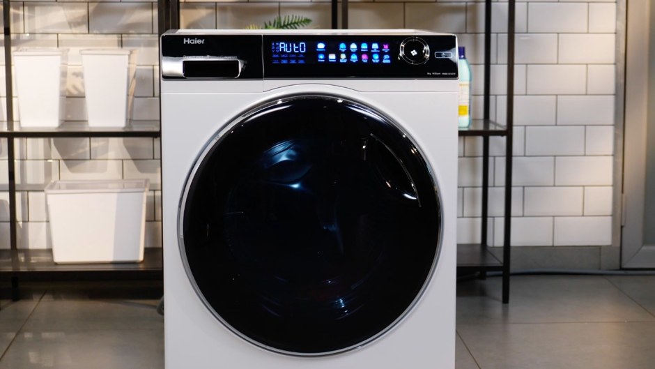 Стиральная машина Haier hw80-b14279 White