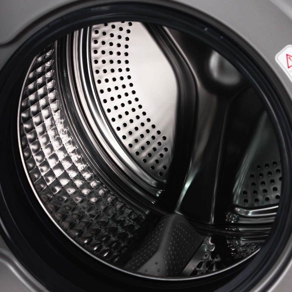 Стиральная машина узкая Haier hw80-bp14979