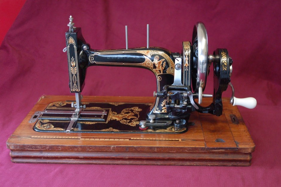 Швейная машина Singer Zeta 4817