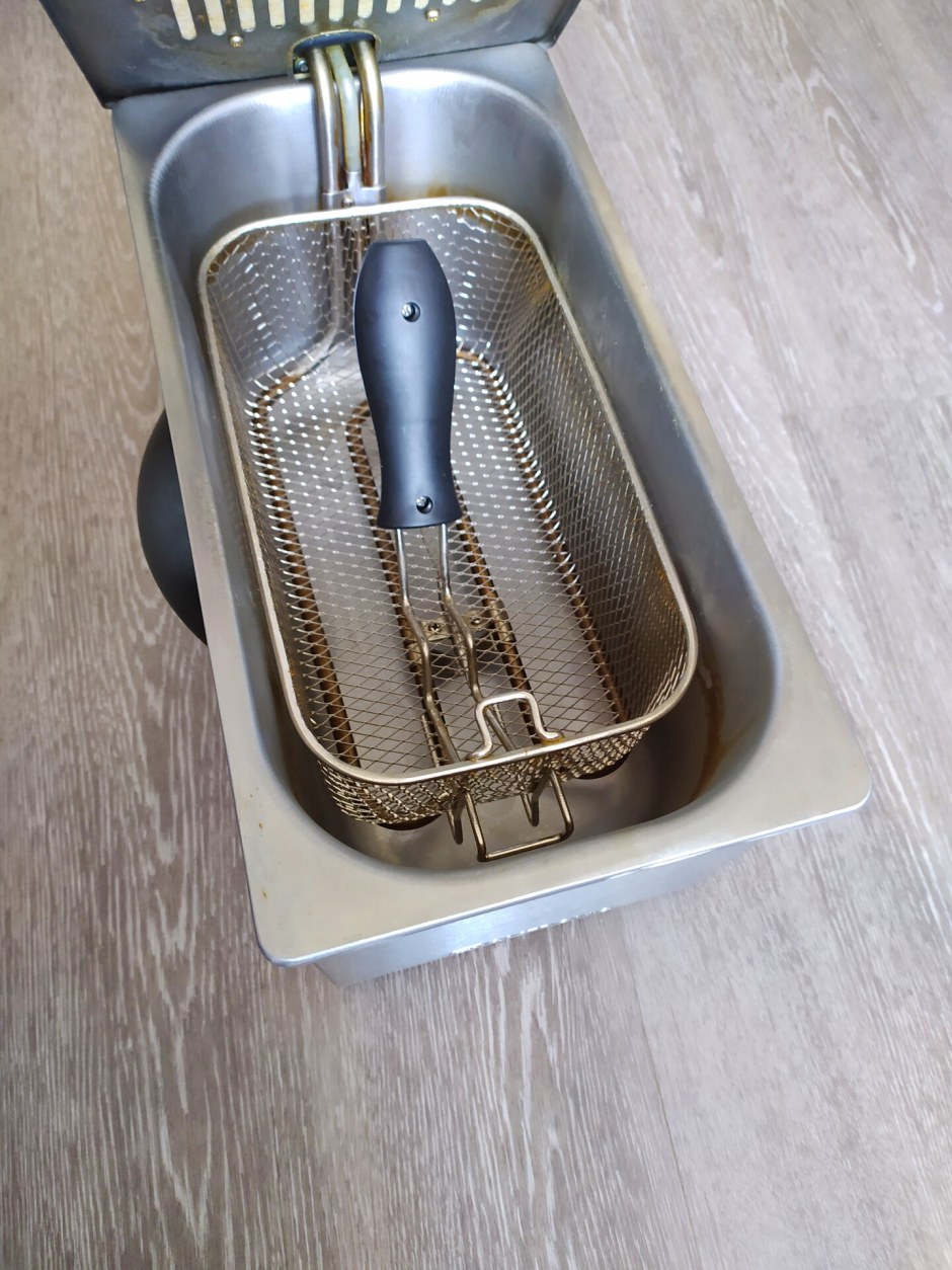 Фритюрница Clatronic fr 3587