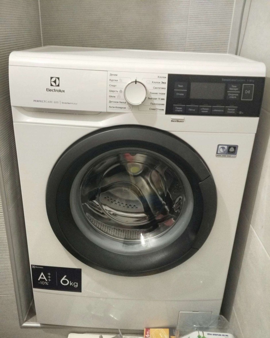 Стиральная машина Electrolux PERFECTCARE 600 ew6s3r07si