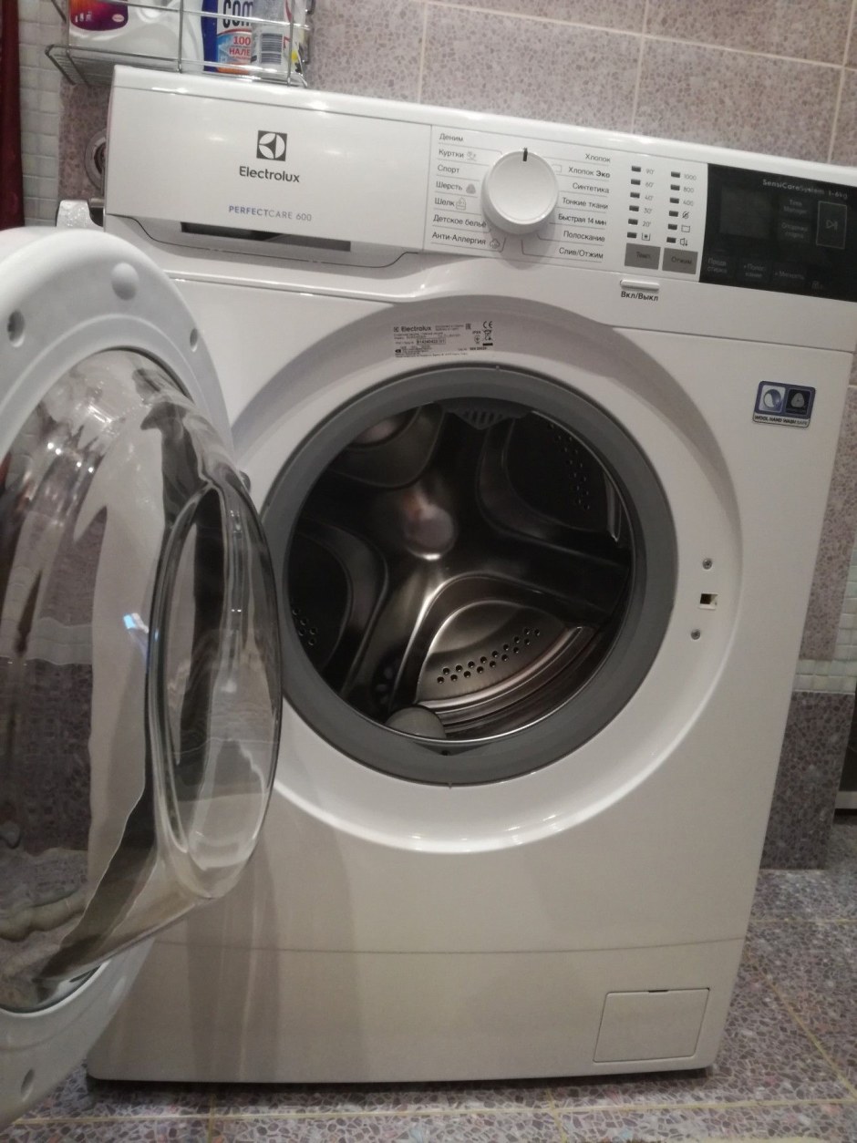 Стиральная машина Electrolux PERFECTCARE 600 ew6s4r26bi