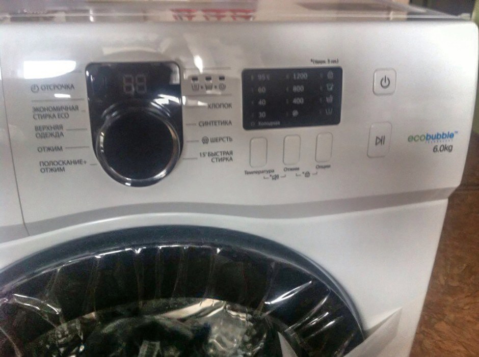 Стиральная машина Samsung wf60f4e0w2w
