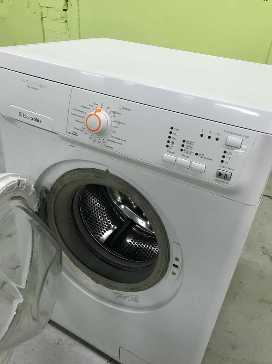 Стиральная машина Electrolux EWS 126510 W