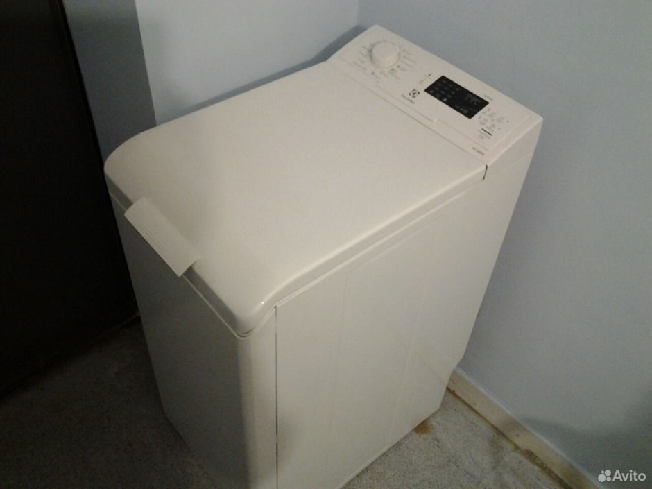 Стиральная машина Electrolux EWT 1062 EDW