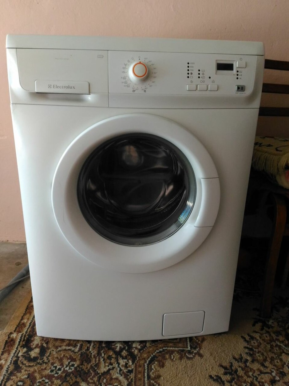 Стиральная машина Electrolux EW 1044 S