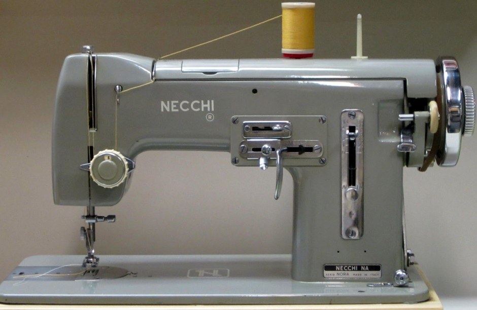 Швейная машина Necchi 2437