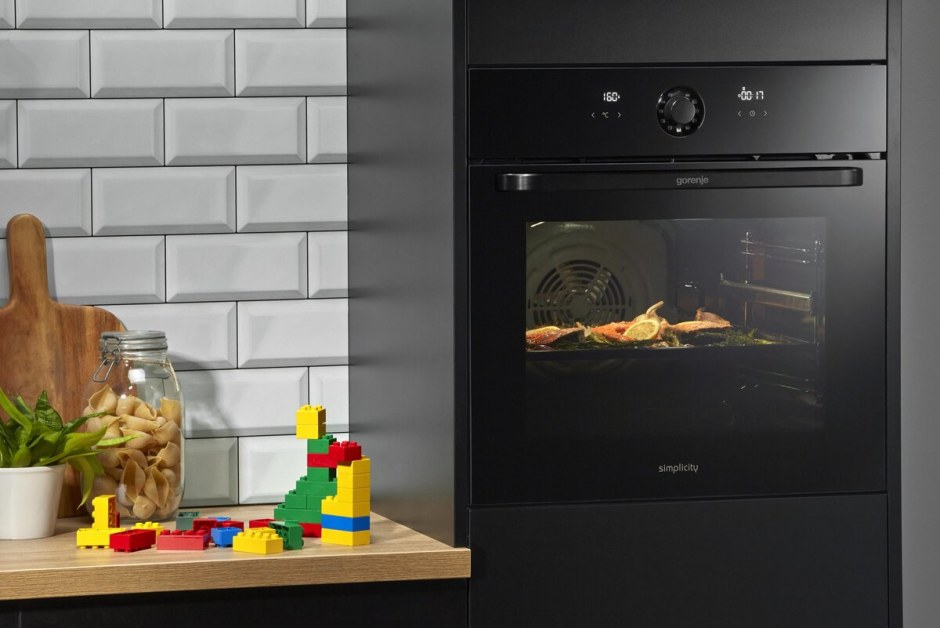 Духовой шкаф Gorenje bo76syb черный