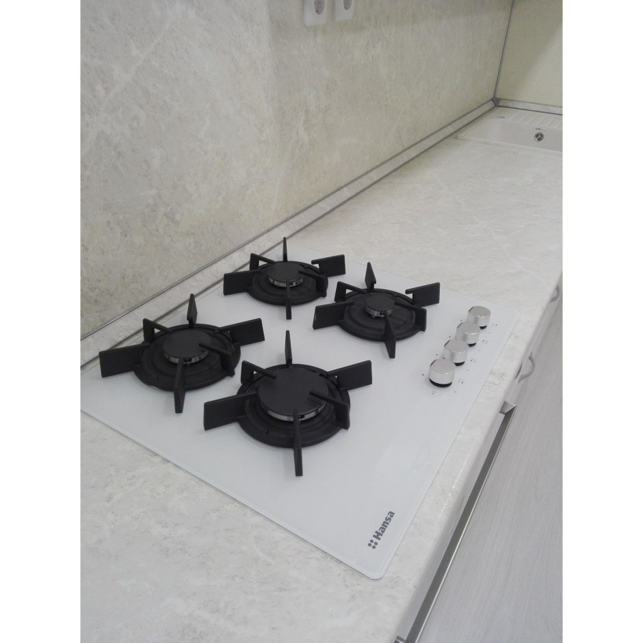 Газовая варочная панель Hansa bhkw61038