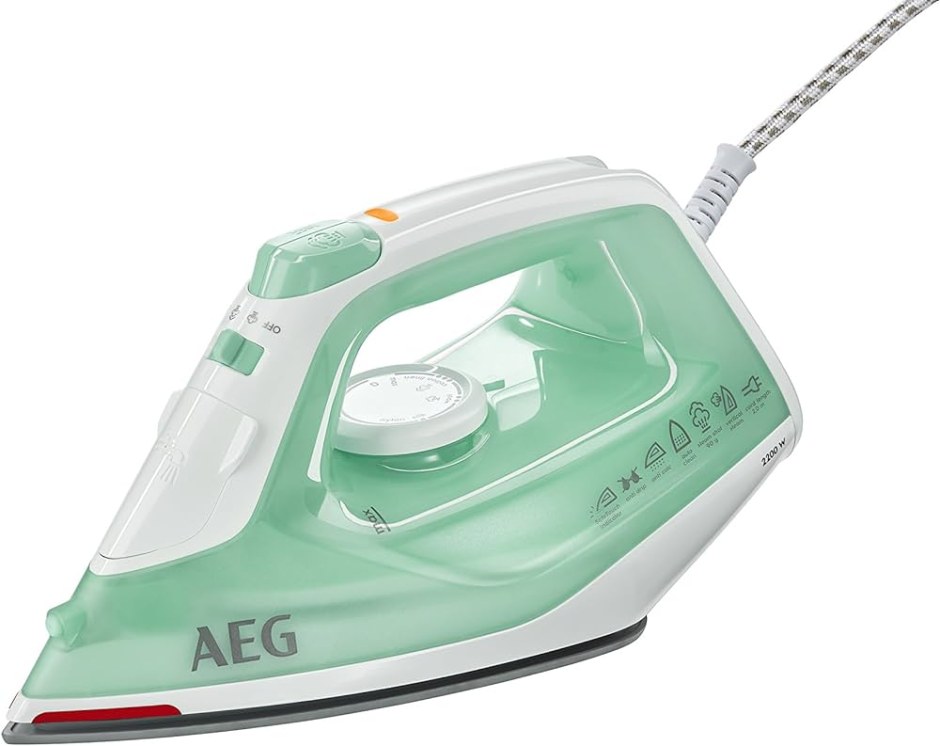 Утюг AEG ес1660-BW