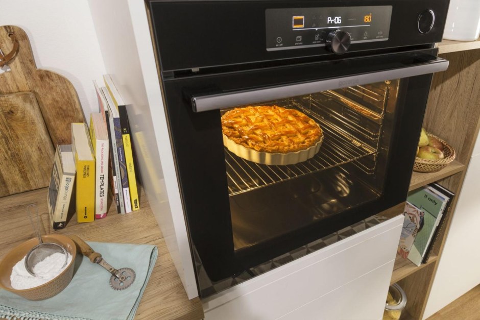 Духовой шкаф 6747 Gorenje