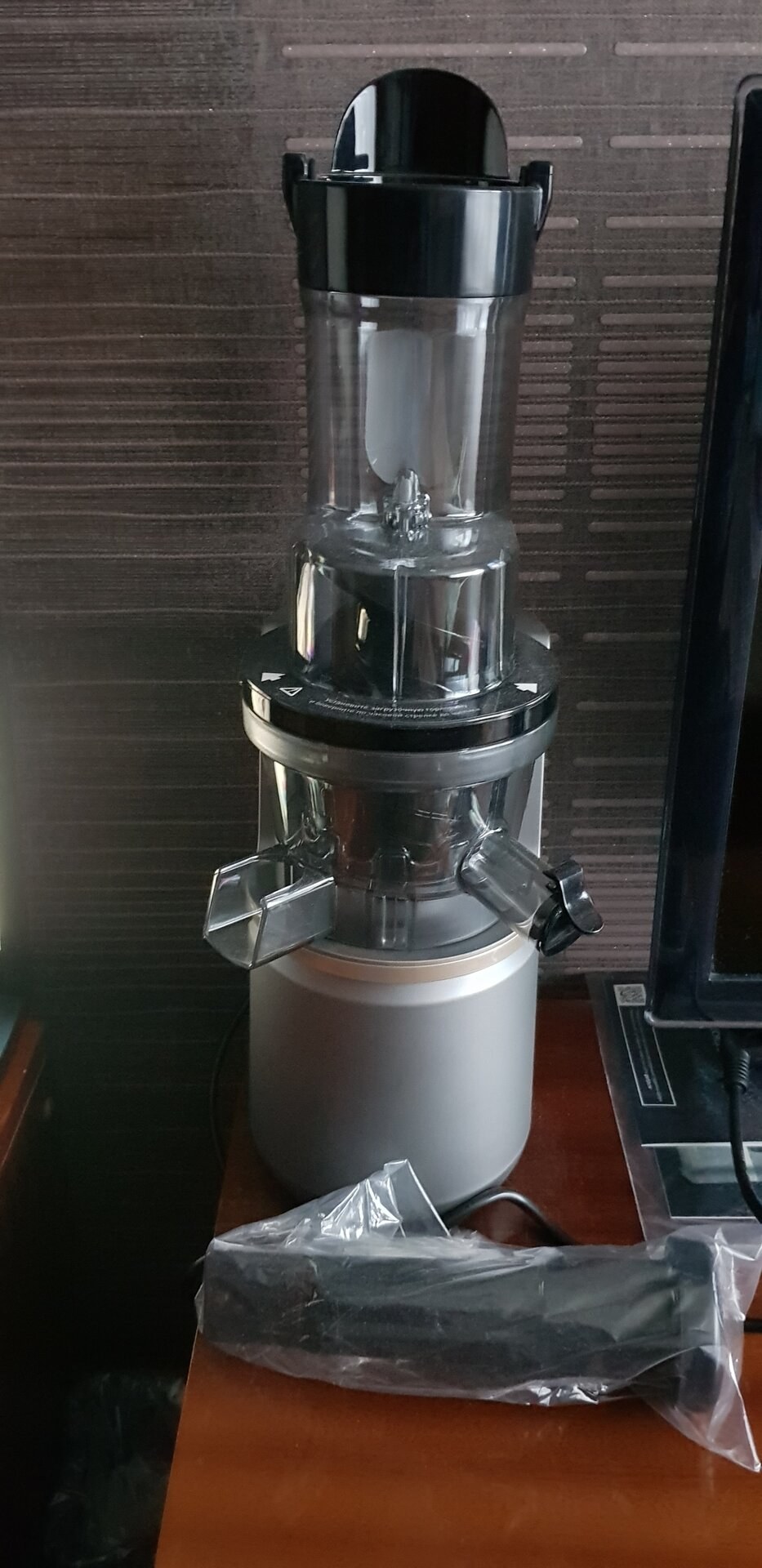Garlyn j700 соковыжималка