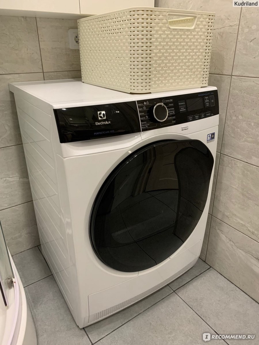 Сушильный автомат Electrolux ew8hr258b