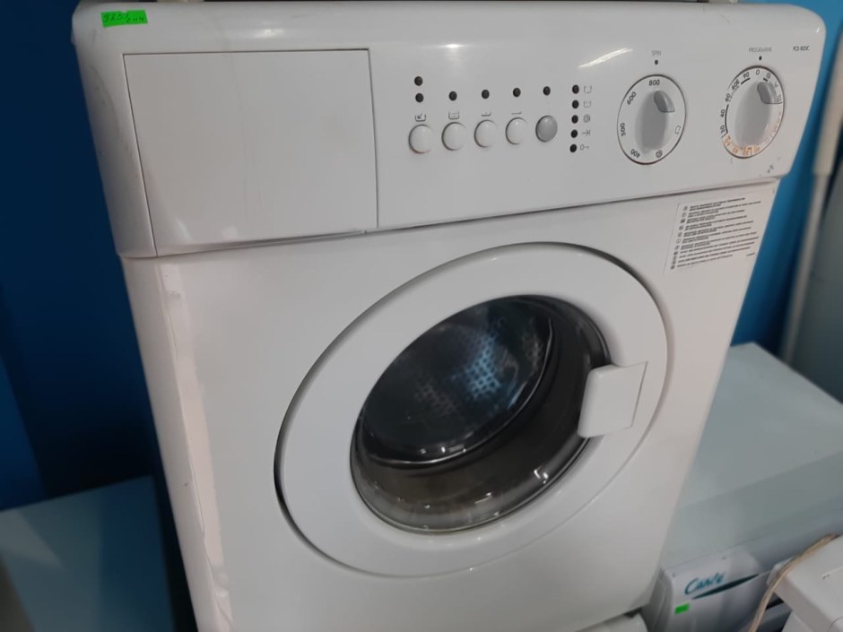 Zanussi. Модель: FCS 825 C.