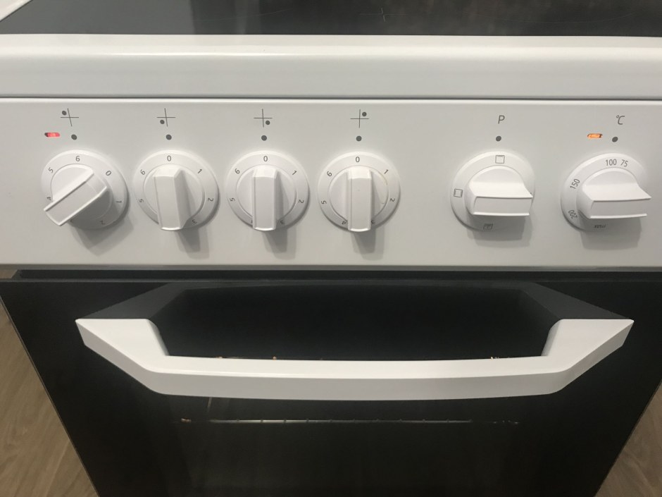 Плита Beko ffss56000w