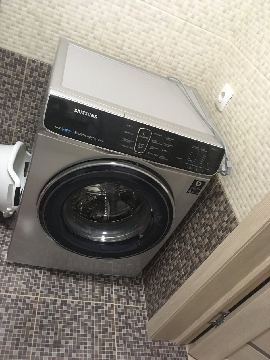 Стиральная машина Samsung ww80r62lafx