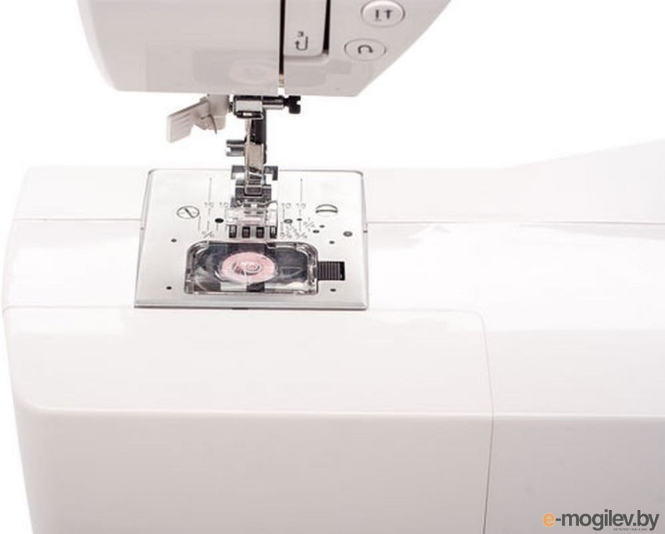 Швейная машина Comfort 200a