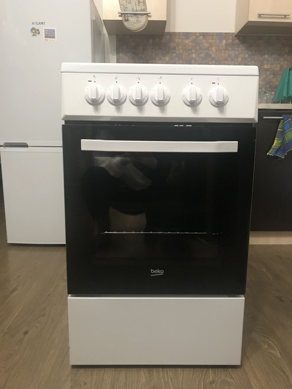 Плита Beko FFSS 57000 W