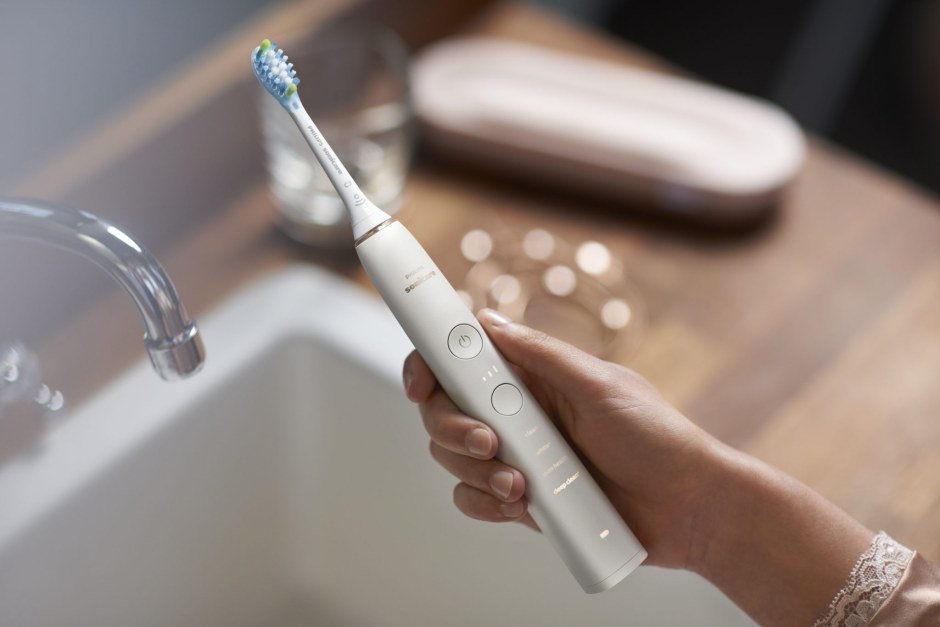 Philips Sonicare DIAMONDCLEAN 9000