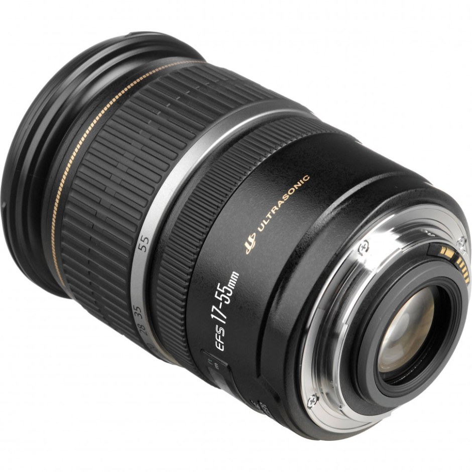 Canon EF-S 17-55mm