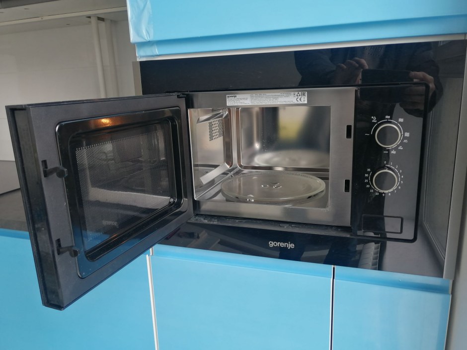 Встраиваемая микроволновая печь Gorenje bm235syb