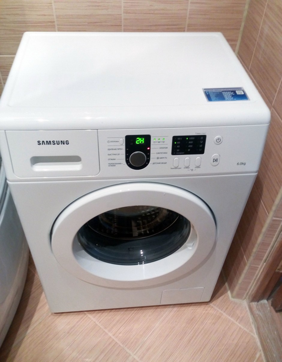 Самсунг wf8590nlw8