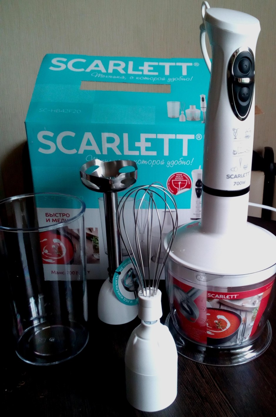 Блендер Scarlett SC-hb42f20 (белый)