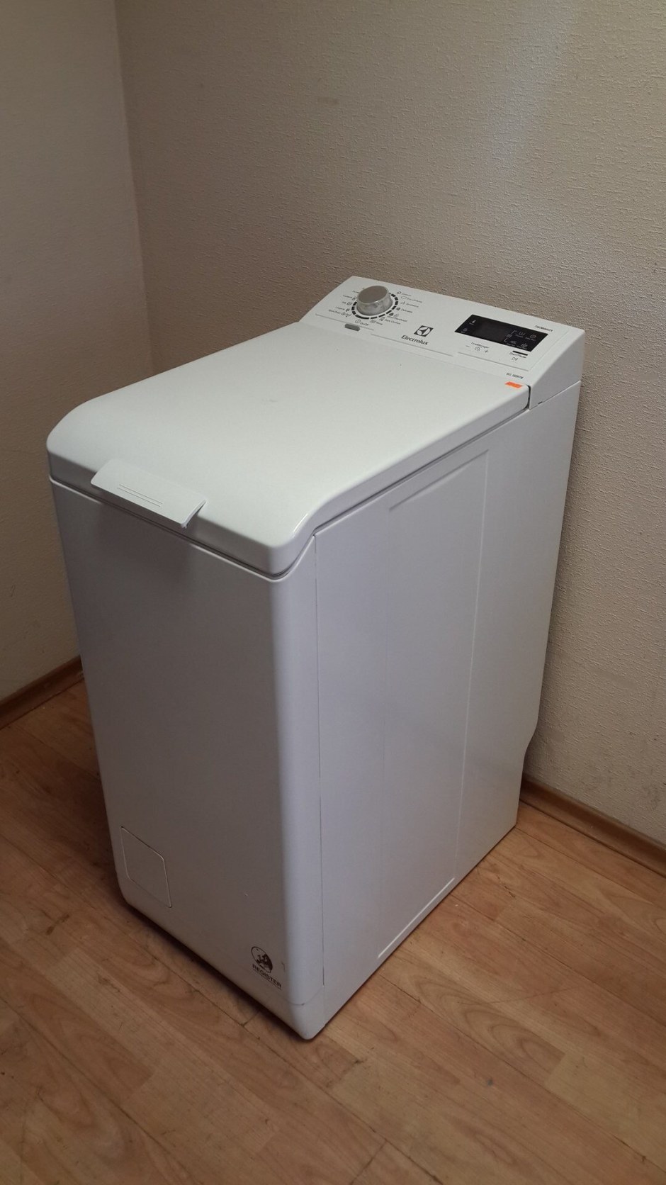 Стиральная машина Electrolux EWS 1066 EDW