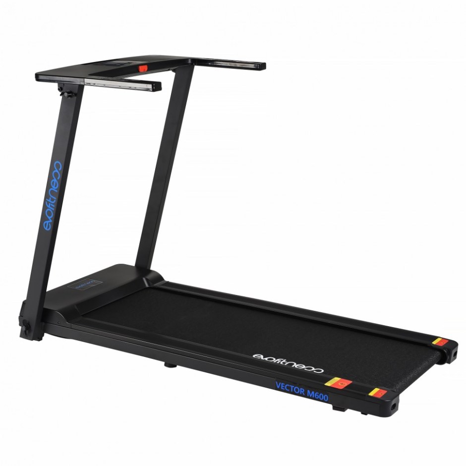 Беговая дорожка EVO Fitness vector