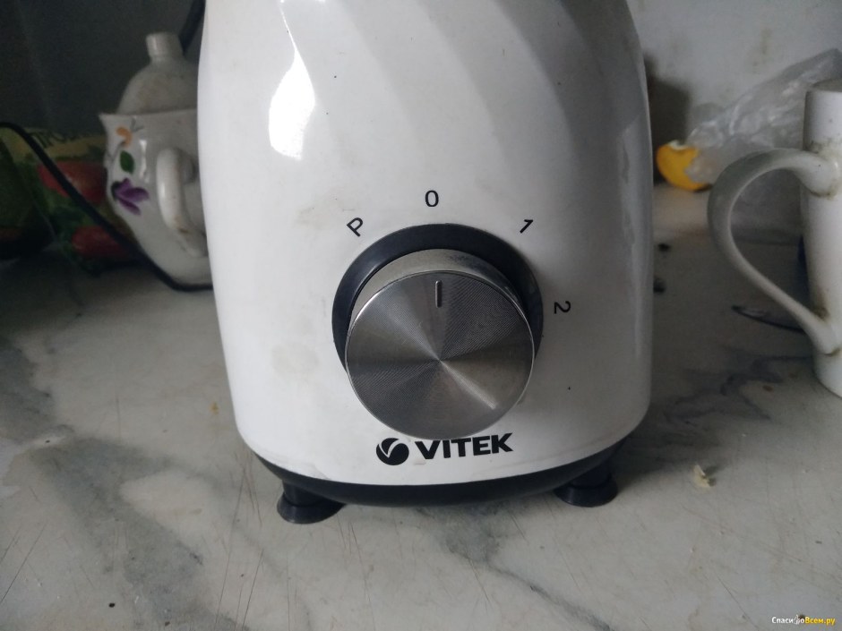 Блендер Vitek VT-3428