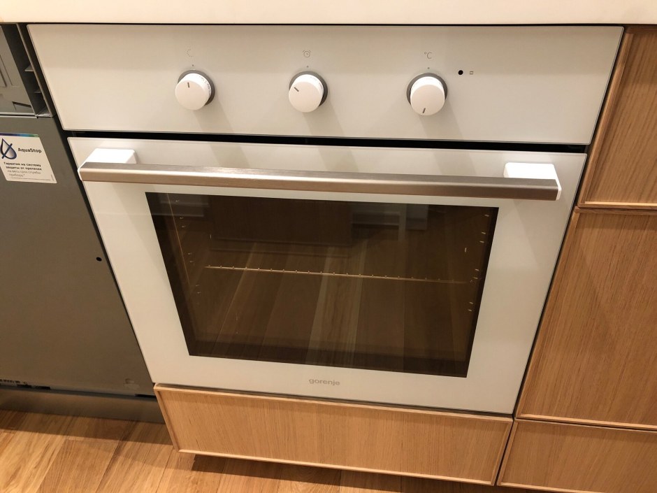 Духовой шкаф Gorenje bo725e10wg