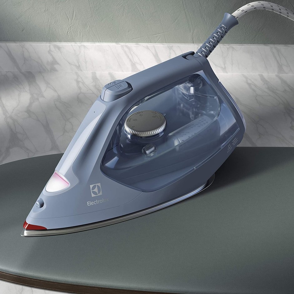 Утюг Electrolux e8si1-7egm отзывы