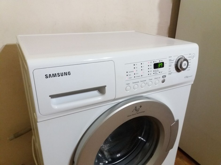 Стиральная машина Samsung wf6450s4v