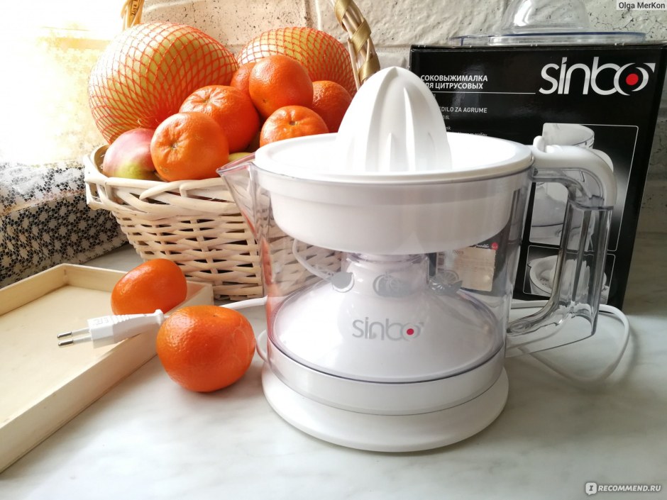 Соковыжималка Sinbo SJ-3123