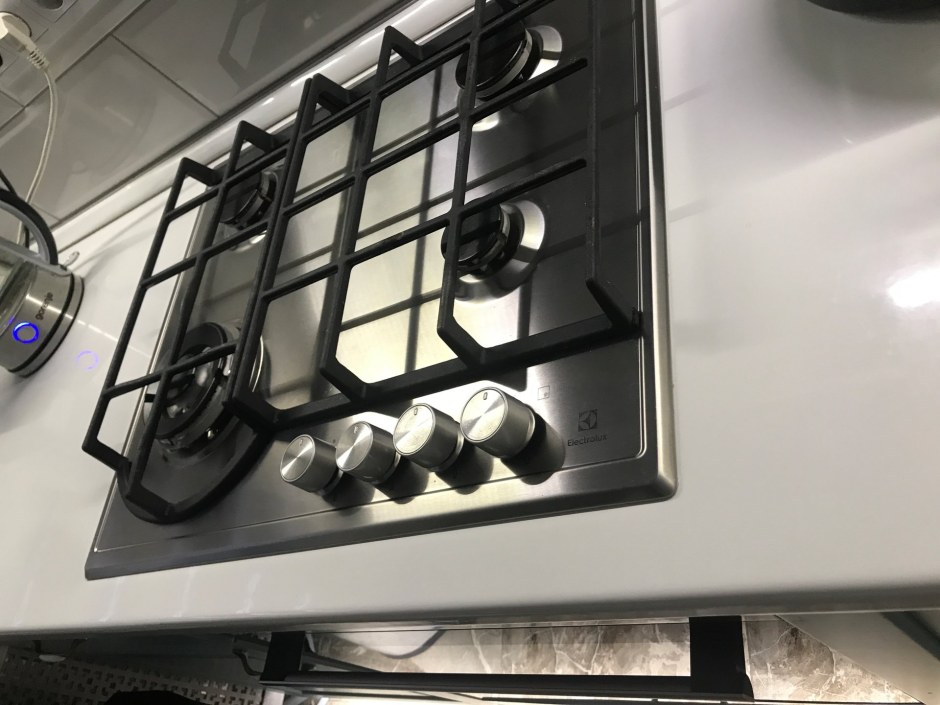 Газовая варочная панель Electrolux GPE 363 FX