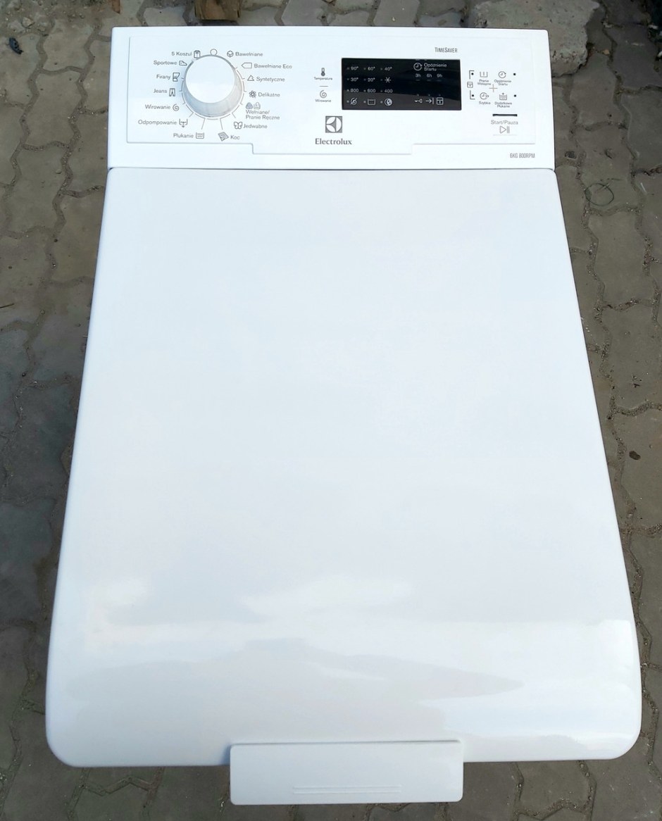 Стиральная машина с вертикальной загрузкой Electrolux ewt0862idw