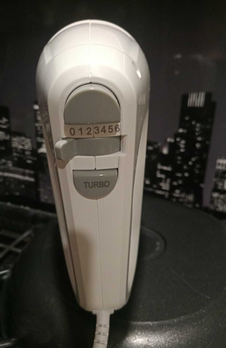 Миксер STARWIND shm-311