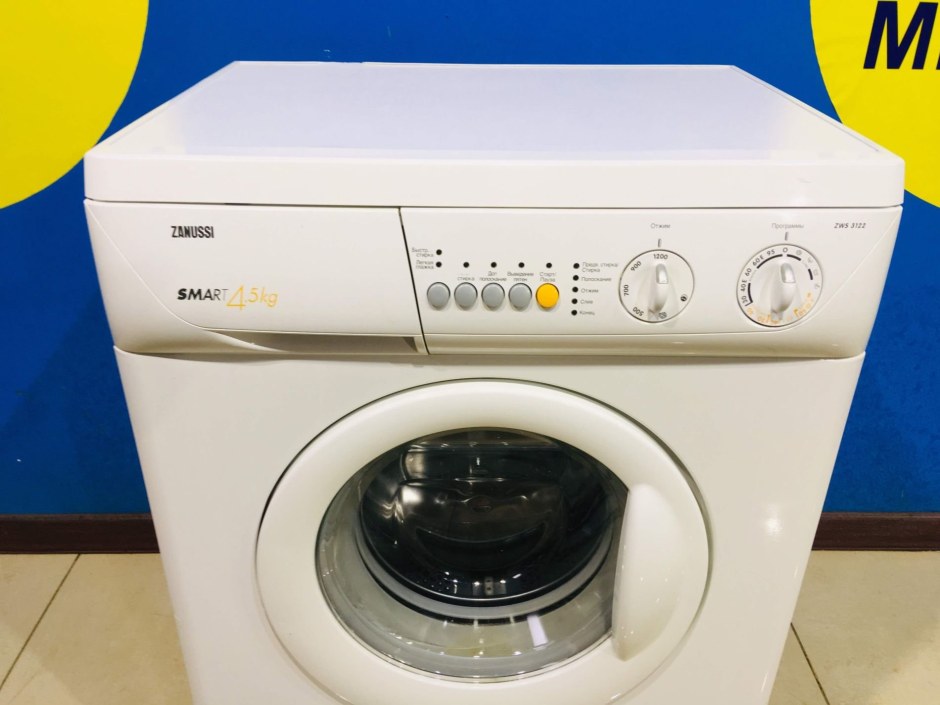 Стиральная машина Zanussi ZWS 5107