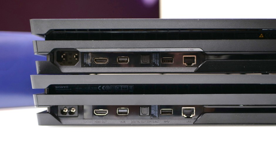Ps4 Pro сзади
